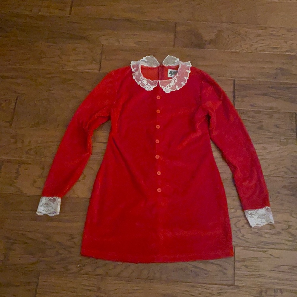 Chilling Agatha Dress in Red